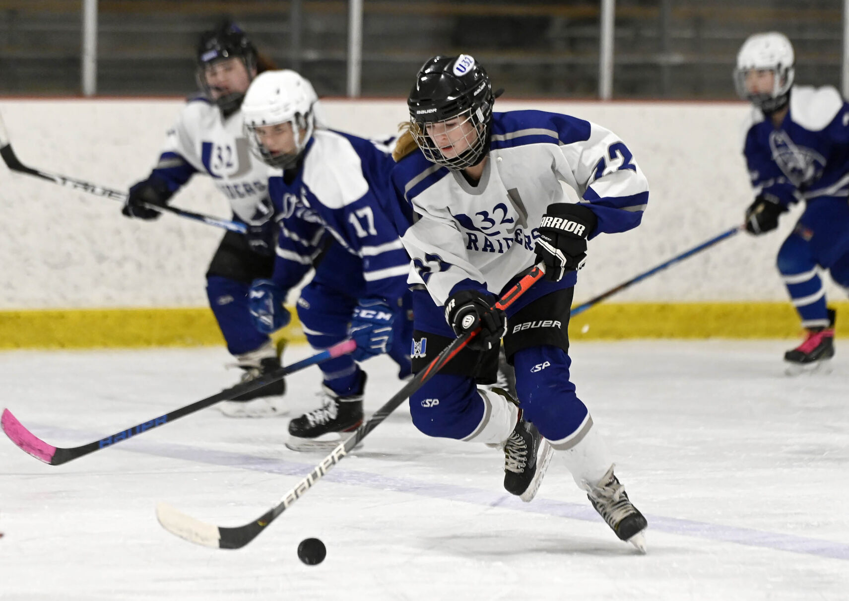 Hockey Roundup: Tringe leads Raiders past Thunderbirds
